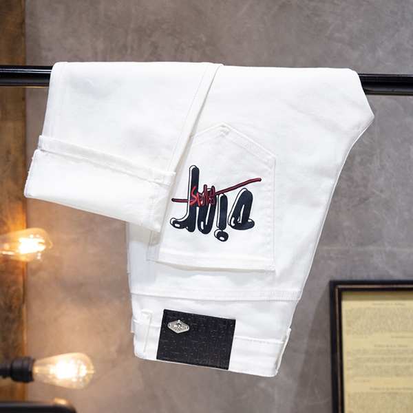 ブランドジーンズ全体デザイン